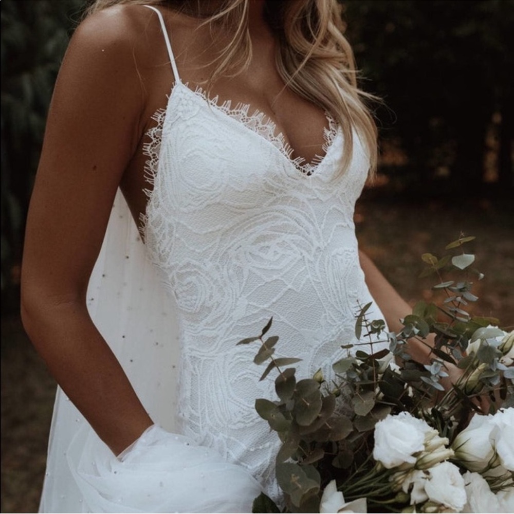 Grace Loves Lace Ivory Bridal Gown - Picture 4 of 6